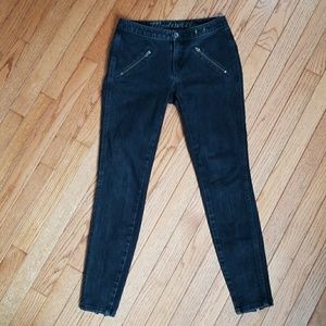 Madewell, black skinny jeans with ankle zippers